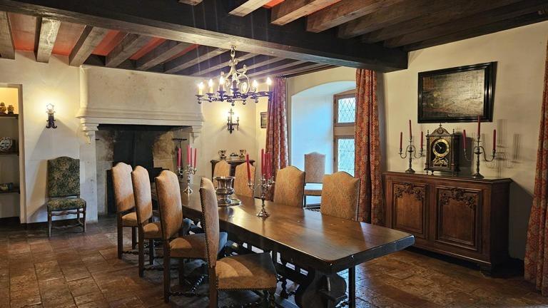 Manoir - 1 400 m² - 25 pièces