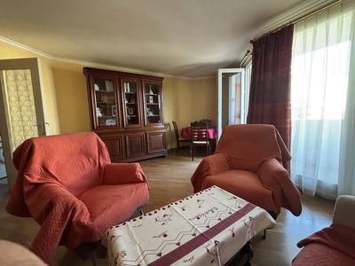 Appartement - 84 m² - 4 pièces