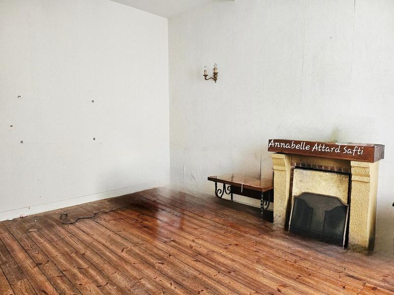 Maison - 200 m² - 11 pièces