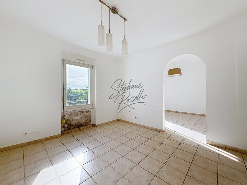 Immeuble - 297 m² - 14 pièces