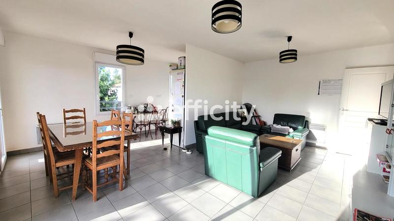 Appartement - 67 m² - 3 pièces