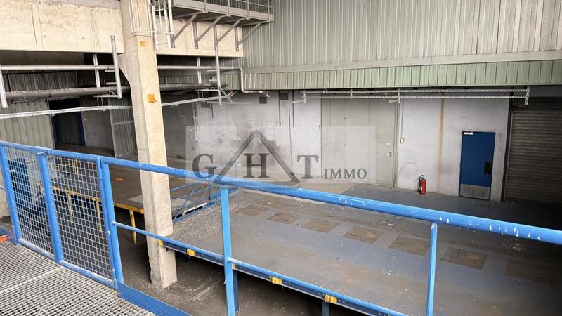 Entrepôt - 5 191 m²