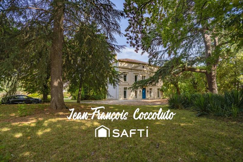 Maison de maîtres - 446 m² - 15 pièces