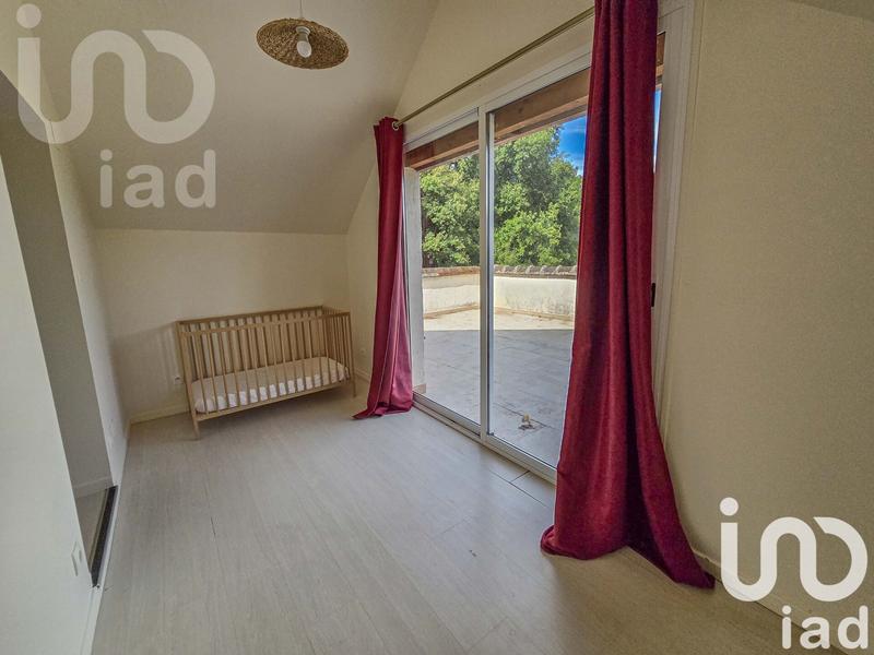 Maison - 240 m² - 7 pièces