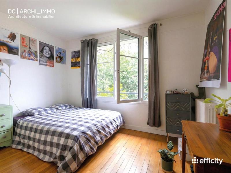 Maison - 296 m² - 9 pièces