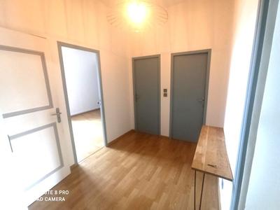 Appartement - 77 m² - 3 pièces