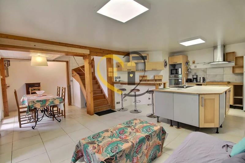 Maison - 65 m² - 3 pièces