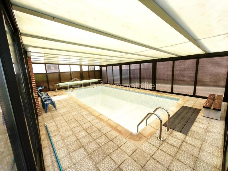 Maison - 177 m² - 6 pièces