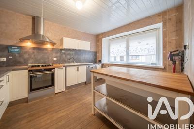 Maison - 90 m² - 5 pièces