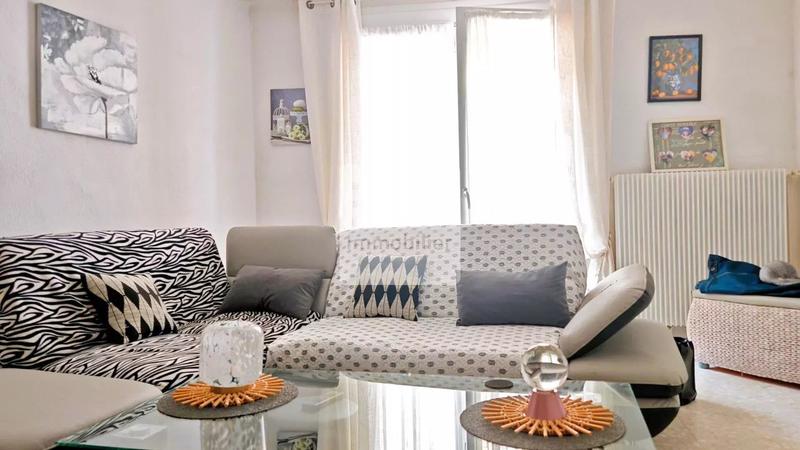 Maison de ville - 72 m² - 4 pièces