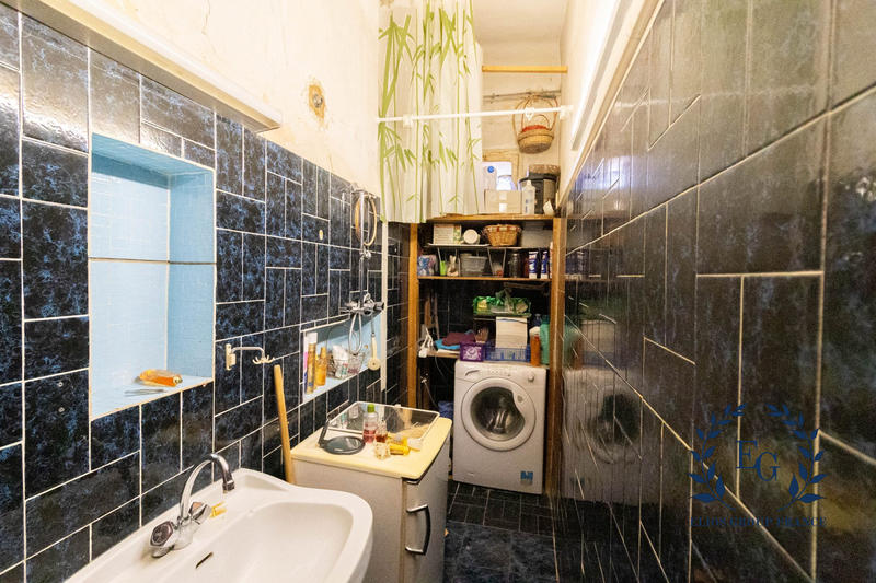 Maison - 193 m² - 8 pièces