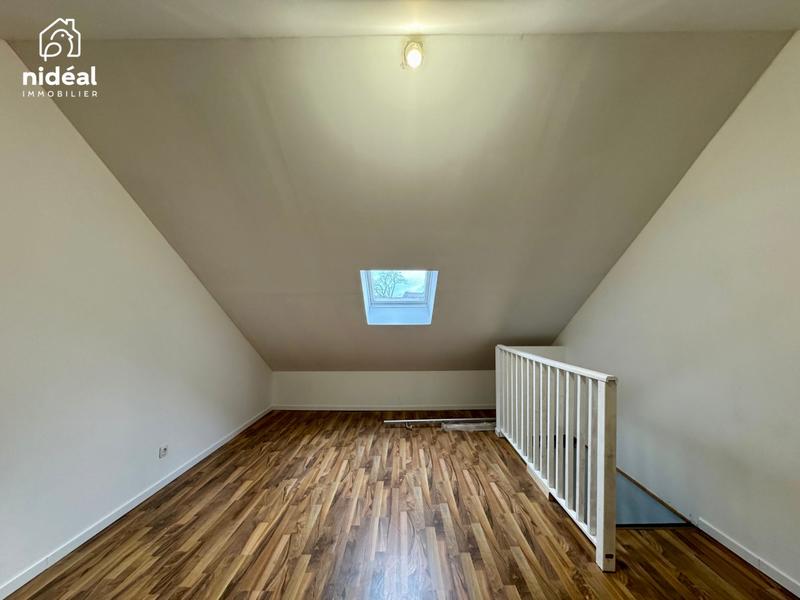 Maison - 95 m² - 5 pièces