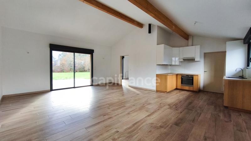 Maison - 100 m² - 4 pièces