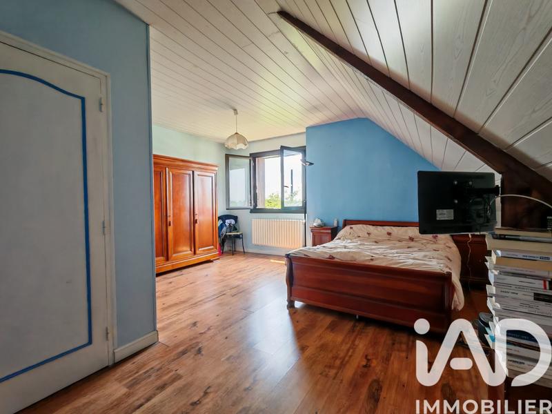 Maison - 157 m² - 7 pièces