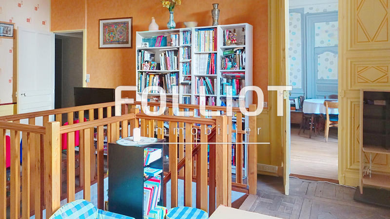 Immeuble - 177 m² - 6 pièces