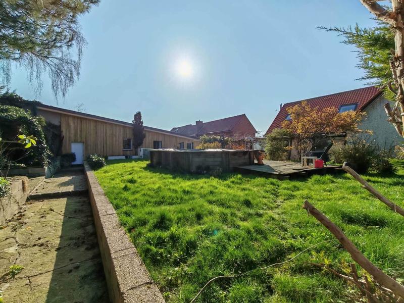 Maison - 187 m² - 5 pièces