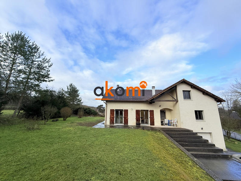 Maison - 167 m² - 8 pièces