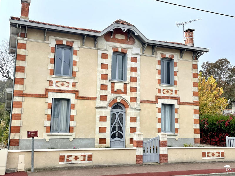 Maison - 140 m² - 7 pièces