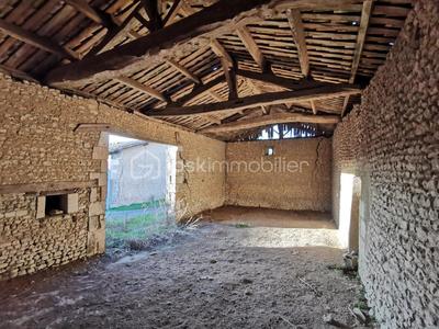 Maison - 240 m² - 5 pièces