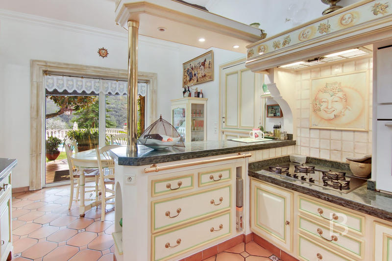 Maison - 135 m² - 4 pièces