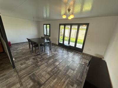 Maison - 93 m² - 6 pièces