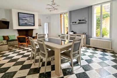 Maison de maîtres - 213 m² - 7 pièces