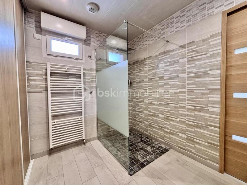 Pavillon - 101 m² - 6 pièces