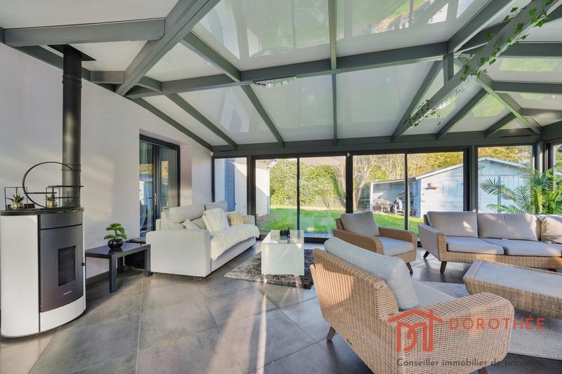 Maison - 212 m² - 8 pièces