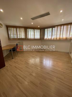 Bureau - 105 m²
