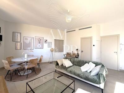 Appartement - 61 m² - 4 pièces