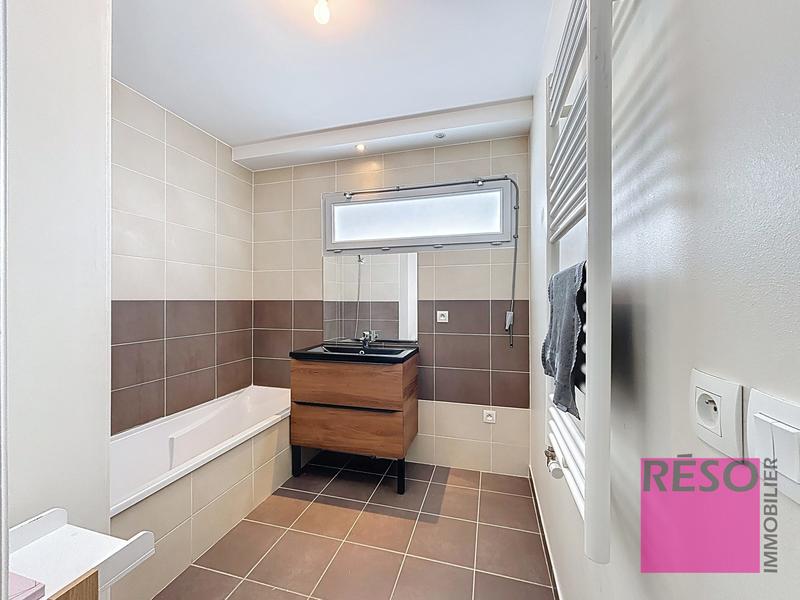 Appartement - 70 m² - 3 pièces