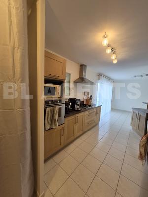 Maison traditionnelle - 202 m² - 9 pièces