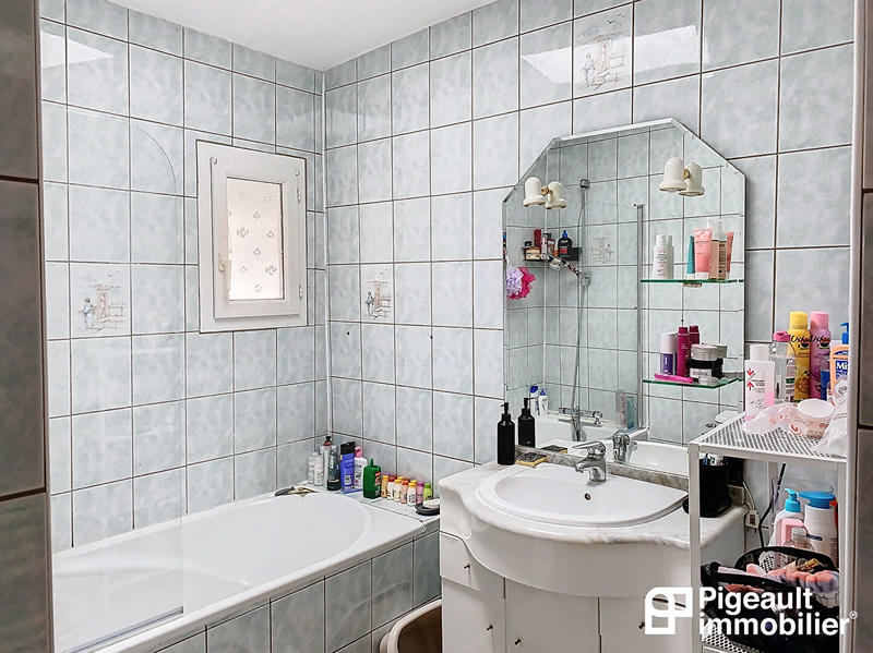 Appartement - 79 m² - 3 pièces