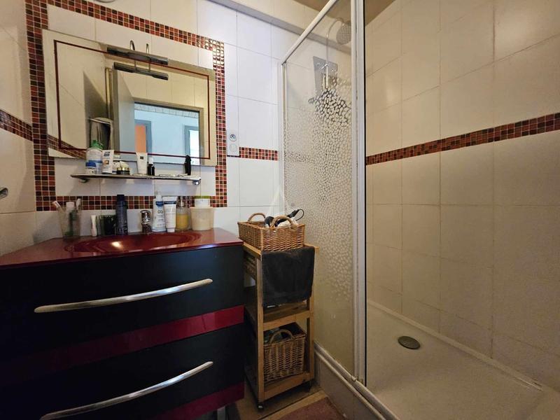 Maison - 101 m² - 5 pièces