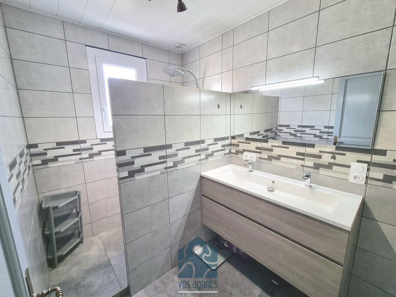 Maison - 92 m² - 4 pièces