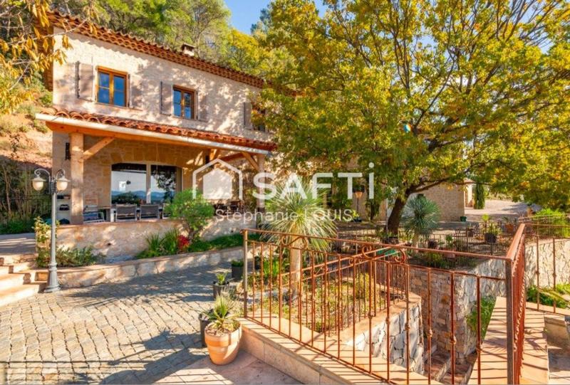 Maison - 128 m² - 5 pièces