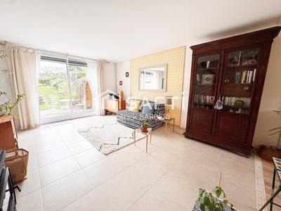 Maison - 96 m² - 5 pièces