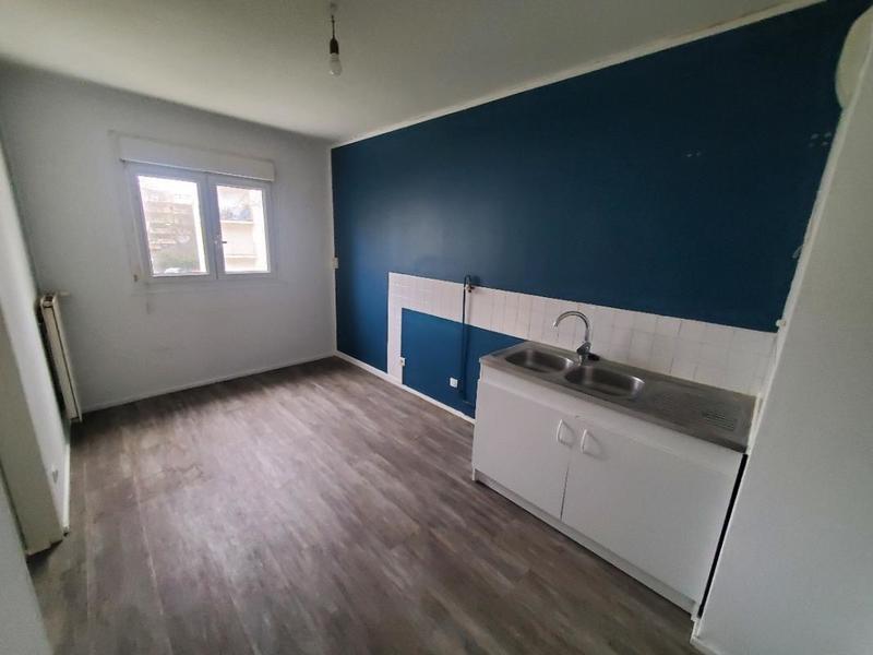 Appartement ancien - 77 m² - 4 pièces