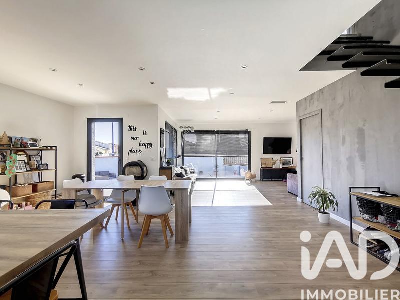 Maison - 117 m² - 4 pièces