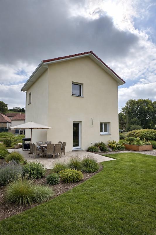 Maison - 85 m² - 4 pièces