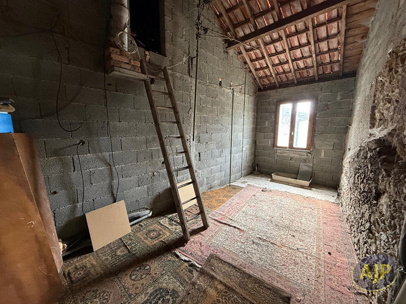 Maison - 110 m² - 6 pièces