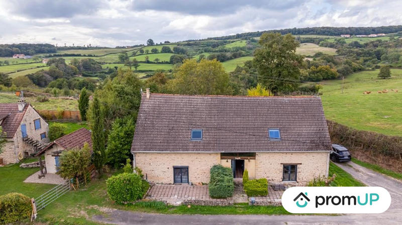 Maison traditionnelle - 177 m² - 4 pièces