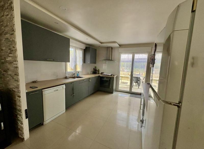 Maison - 120 m² - 6 pièces