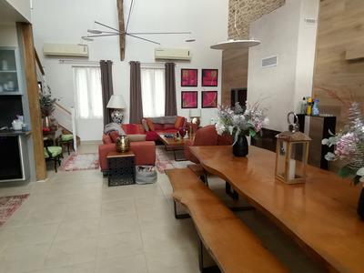 Maison - 164 m² - 6 pièces