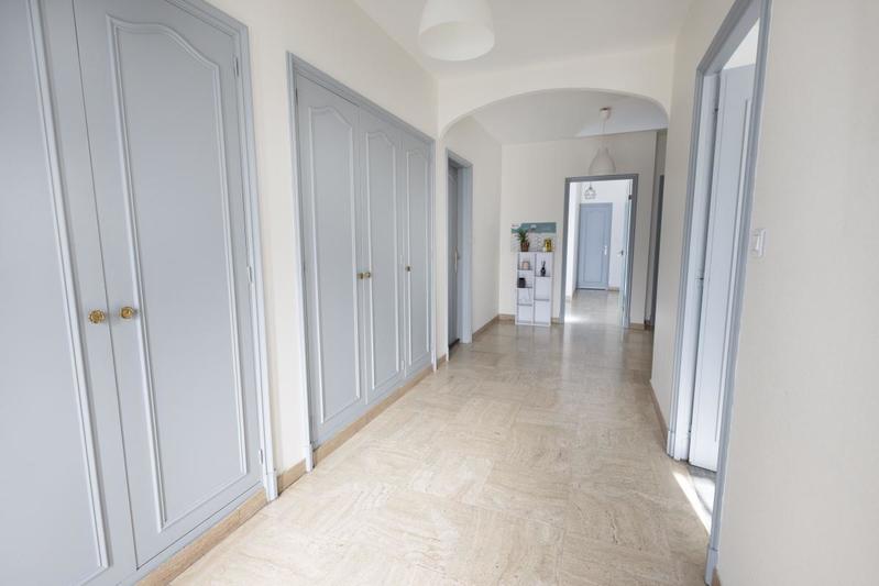 Maison - 180 m² - 6 pièces