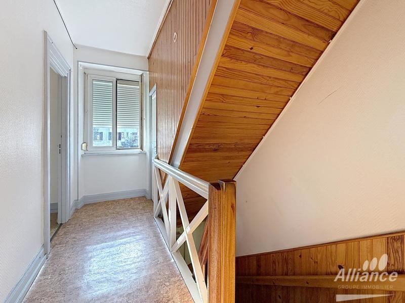 Maison - 101 m² - 6 pièces