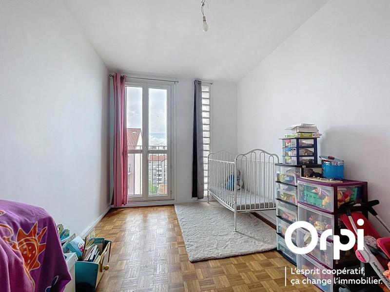 Appartement - 110 m² - 5 pièces