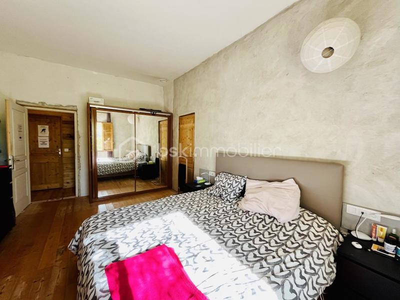 Maison - 197 m² - 6 pièces