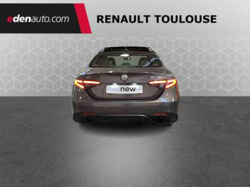 Alfa Romeo Giulia 2.2 210 ch At8 Q4 Veloce