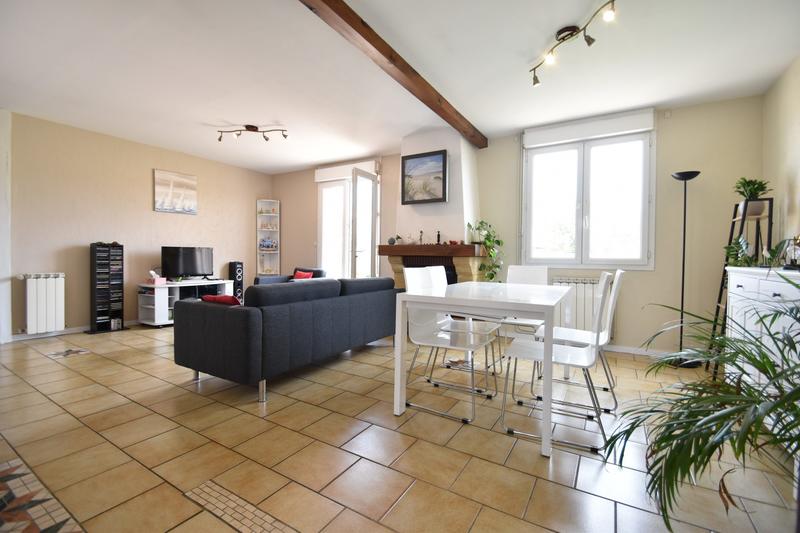 Maison traditionnelle - 74 m² - 3 pièces